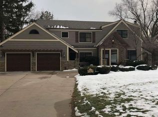 8301 Hickory St, Omaha, NE 68124