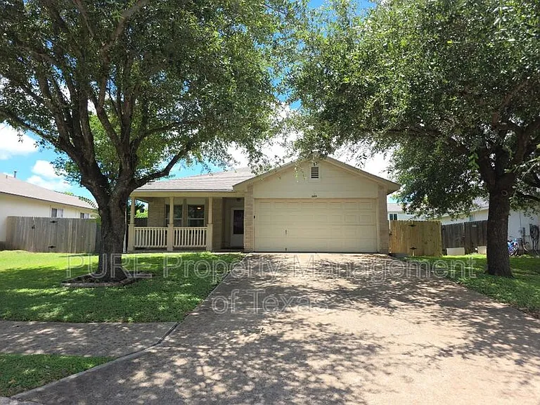 609 Losoya Ct — Photo 1