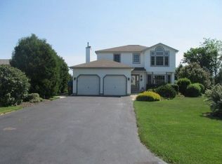 4 Knower Ct, Altamont, NY 12009