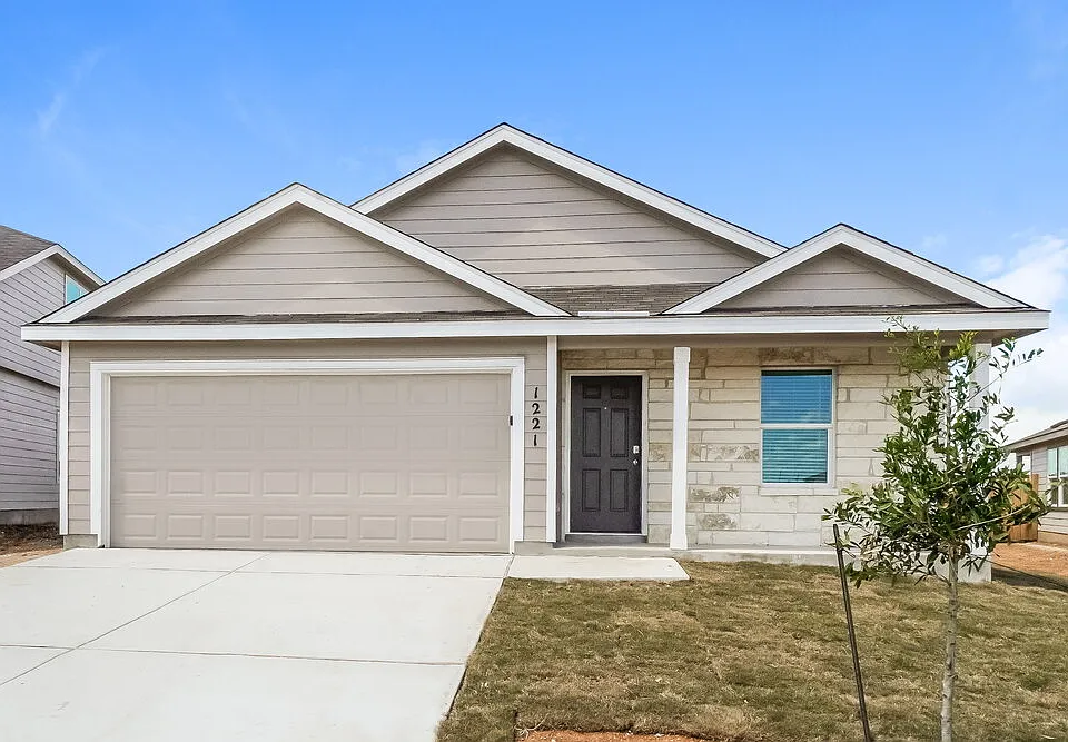 1221 White Willow