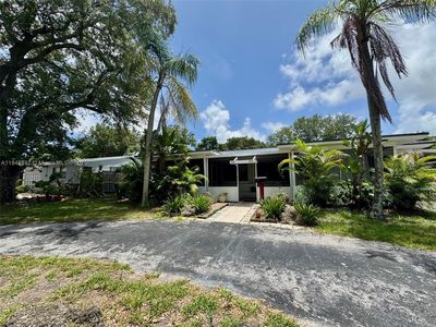 520 NE 137th St, North Miami, FL, 33161