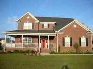206 Iverleigh Ln, Jacksonville, NC 28540
