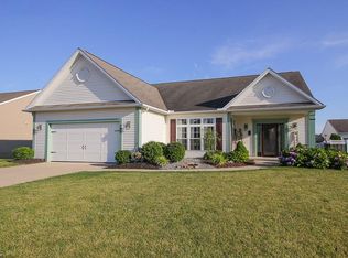 349 Springbrook Cir, Elyria, OH 44035