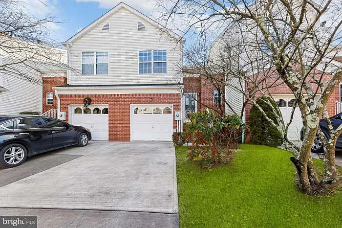 23 Taft Ct — Photo 2