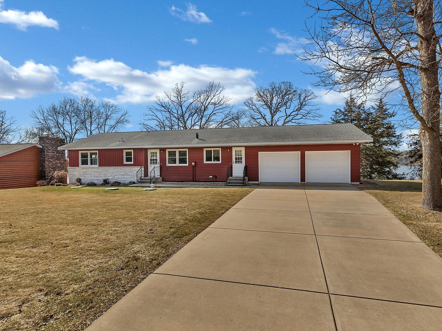 メープル 様 18598 Cedar Ln, Richmond, MN 56368 | Zillow