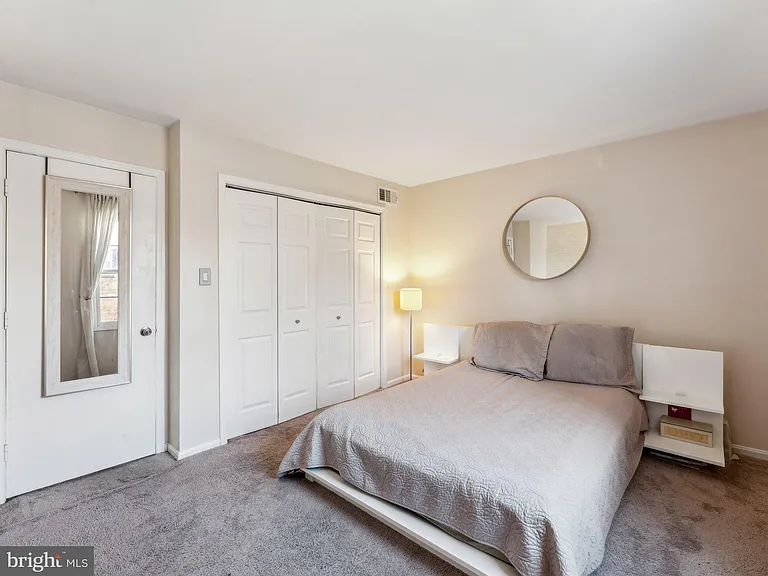 5805 Torington Dr #843 — Photo 31
