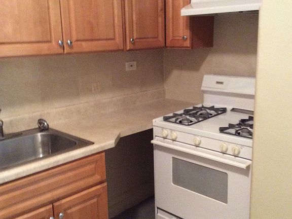 5th image of 2454 29th St APT 1A