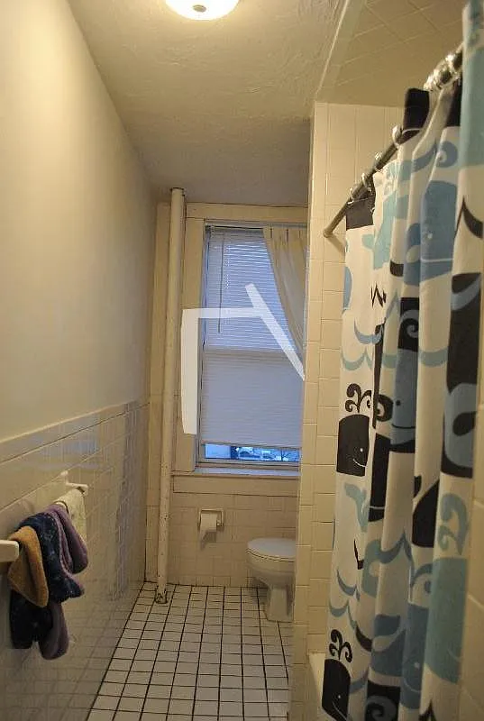 1 bed, 1.0 bath, 789 sqft, $2,400 — Photo 2