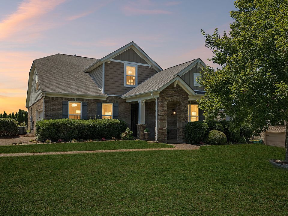 1st image of 2293 Dewey Dr