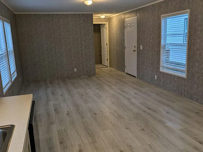49643 Pine Dr #18 — Photo 2