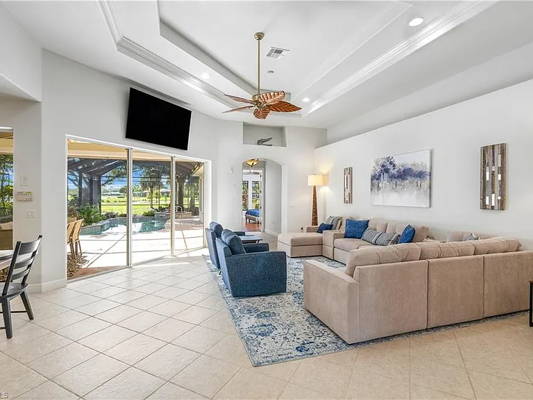 4923 Cerromar Dr — Photo 5