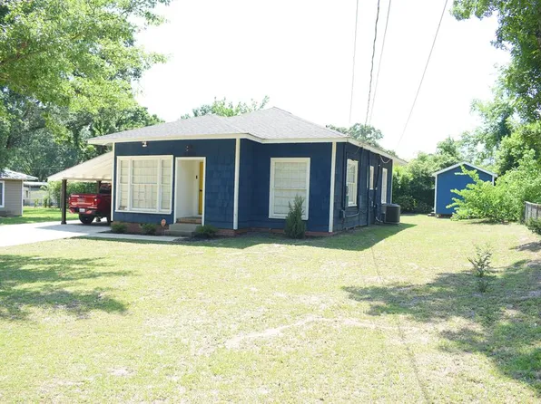 3008 Lilly St, Nacogdoches, TX 75964