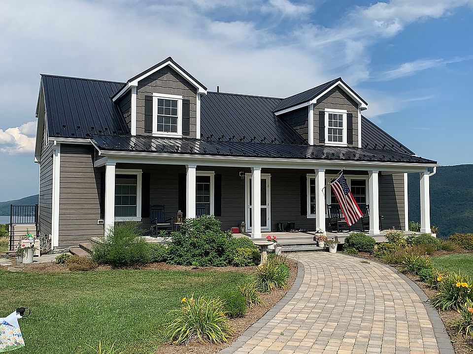 Farm Cape front view