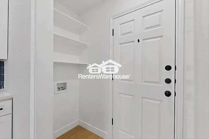 611 Orchard Ln — Photo 32