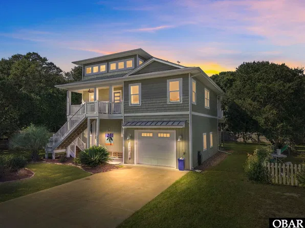 220 W Barracuda Dr, Nags Head, NC 27959
