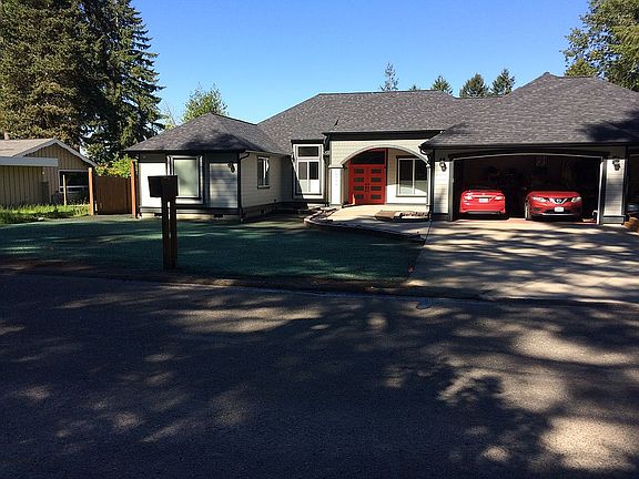 2nd image of 10102 Hemlock St SW