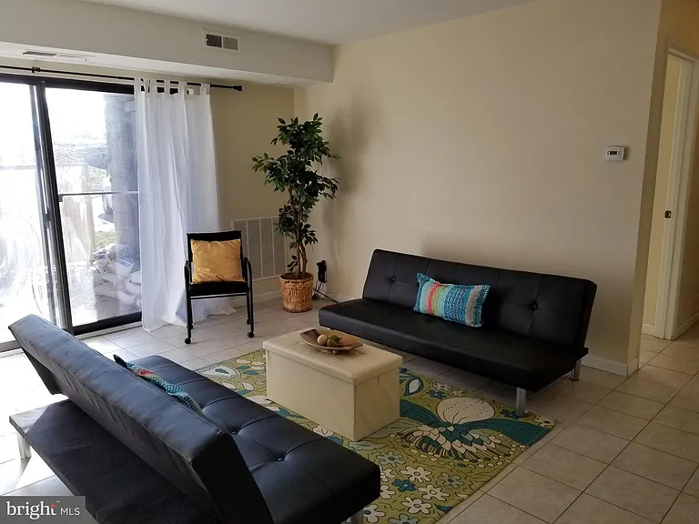 6003 Majors Ln #1 — Photo 6