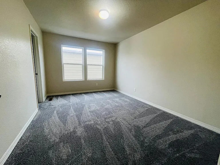 7721 Crestone Peak Trl — Photo 29
