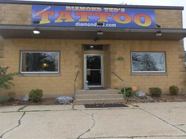941 N Washington St, Janesville, WI 53548