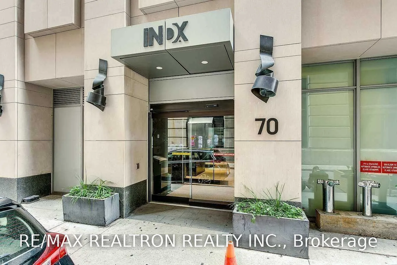 2 bed, $2,450 — Photo 4