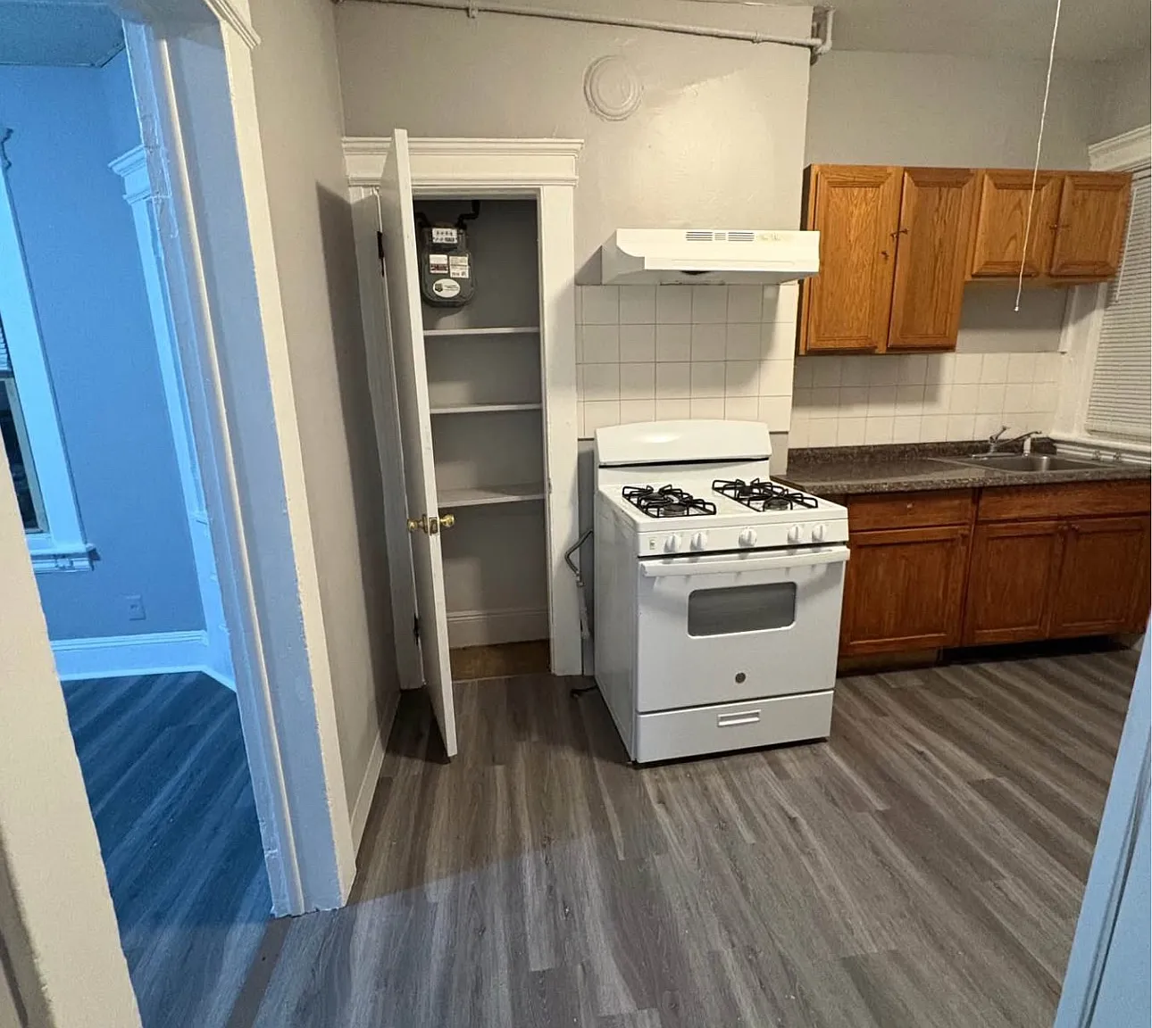 2 bed, 750 sqft, $1,600 — Photo 1