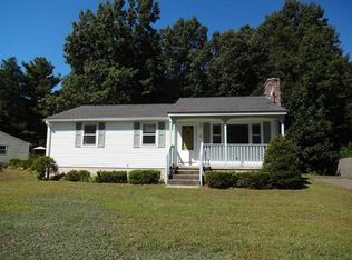 16 Zabek Dr, Easthampton, MA 01027