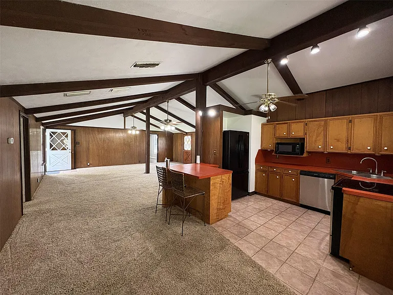 4330 E FM 1462 Rd — Photo 3