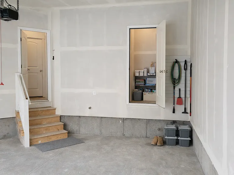2032 N 3830 W — Photo 19
