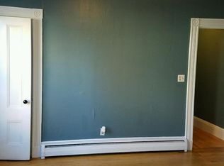 15 Pine St APT H, Waltham, MA 02453