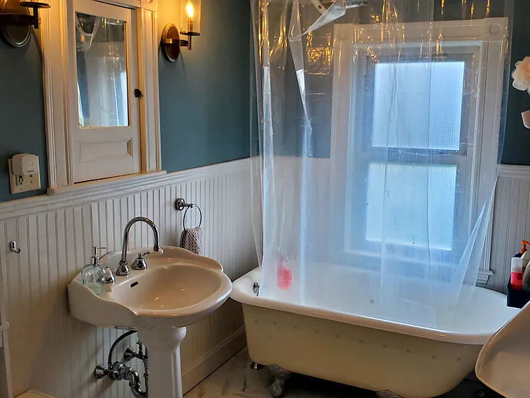 121 Lowell St #2 — Photo 12