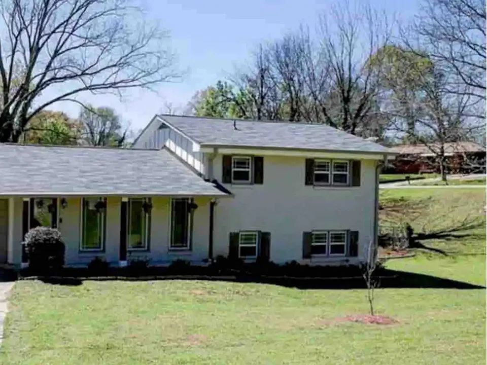 2761 Zane Grey Dr