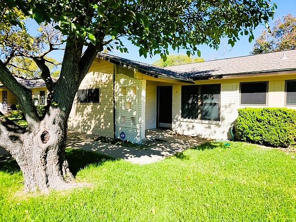 2nd image of 727 Sara Dr