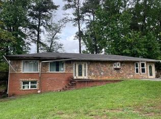 417 Center Cir SW, Conyers, GA 30094