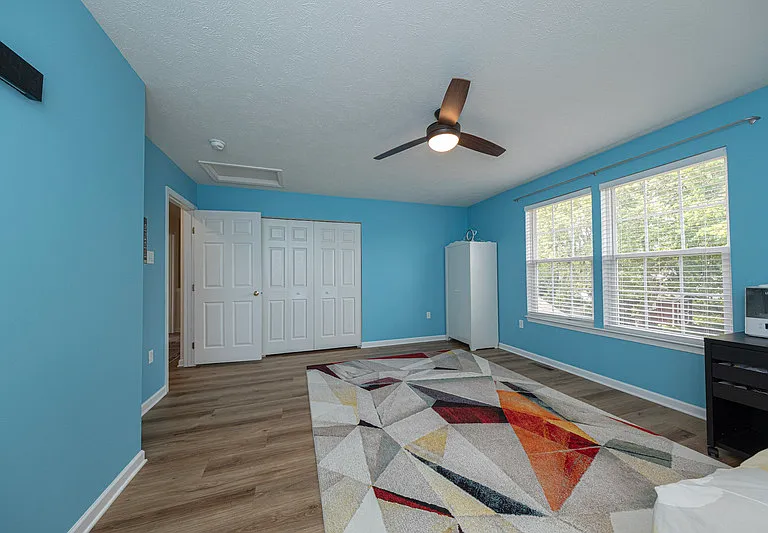 1909 Colonial Dr — Photo 27