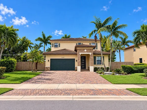 15480 SW 119th Ter, Miami, FL 33196
