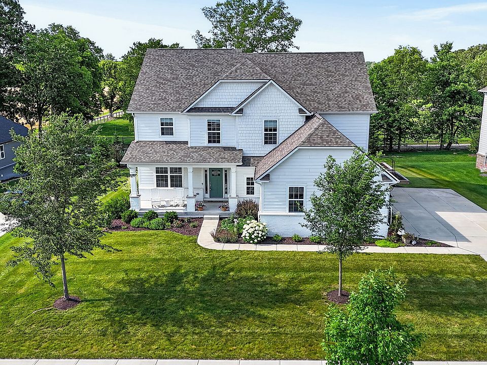 1st image of 2752 Flowing Creek Pl