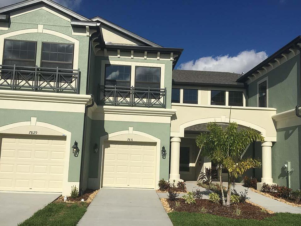 Located on 0084 in Creekwood Townhomes in Bradenton, FL