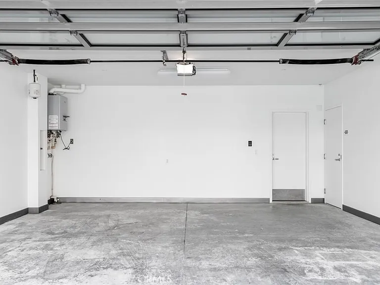 2280 Newport Blvd #203 — Photo 10