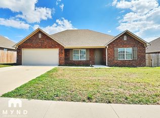 400 Marshall Blvd #4B-2BA-1543SQFT, Gentry, AR 72734