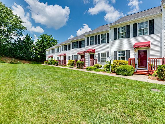 2nd image of 289 Beaverview Dr Unit 289