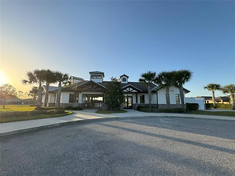 5032 Walker St — Photo 32