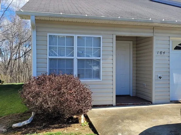 184 Bethania Oaks Cir, Pfafftown, NC 27040