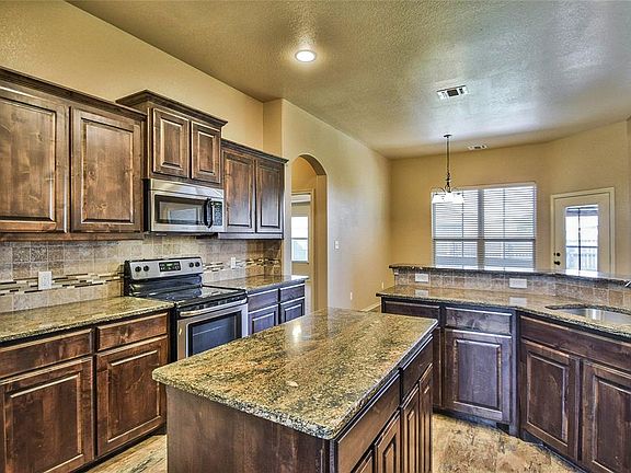 2nd image of 3106 Arrow Creek Dr