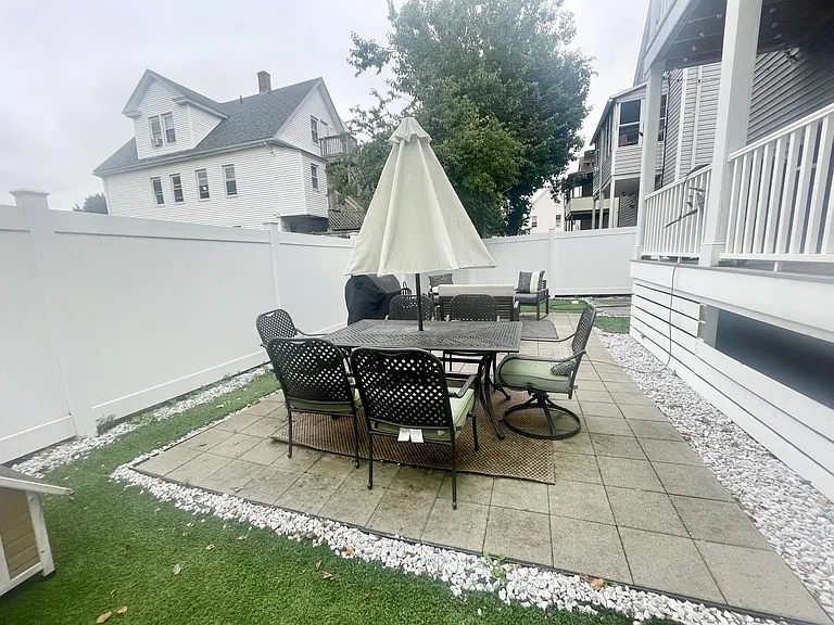 193 Sheridan Ave #1 — Photo 41