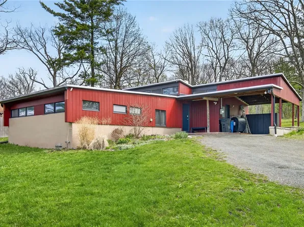 983 Cayuga Heights Rd, Ithaca, NY 14850