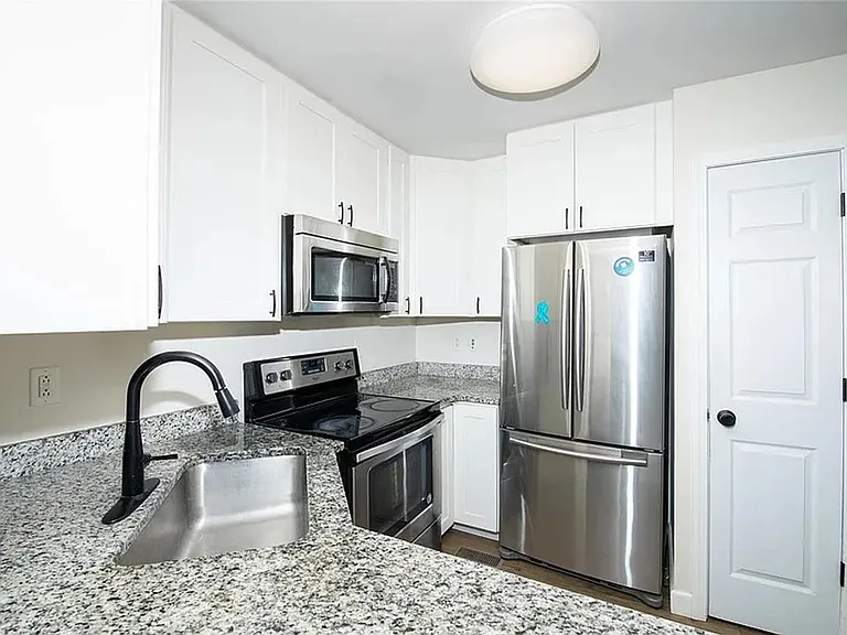 2845 Smokehouse Way — Photo 3