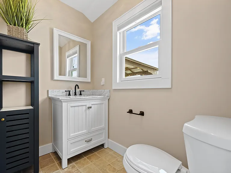 3715 Main Bayview Rd — Photo 13
