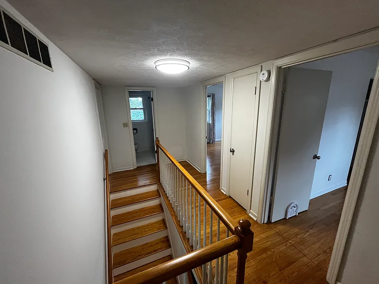 10203 Woodstock Rd — Photo 21
