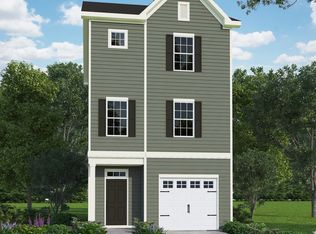 618 Parkington Ln, Cary, NC 27513