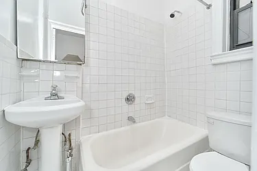 Rented by Living New York